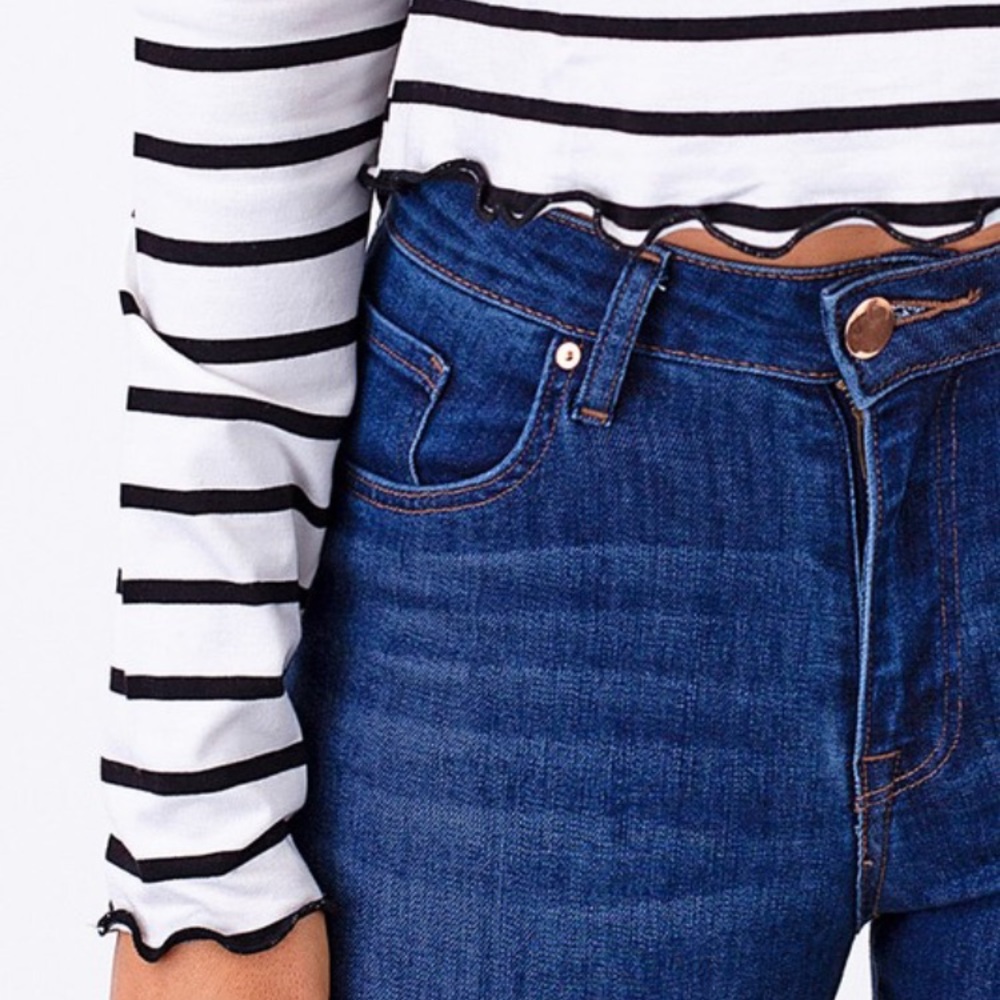 NWT Stripe Long Sleeve Crop Top - Picture 2 of 4